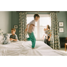 Load image into Gallery viewer, Ergobaby Omni Classic Mesh Baby Carrier - Pearl Grey