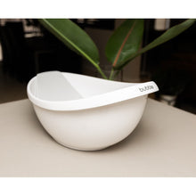 Load image into Gallery viewer, Bubble Cuddle Bath with Bath Seat - White