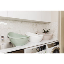 Load image into Gallery viewer, Bubble Cuddle Bath with Bath Seat - White