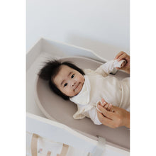 Load image into Gallery viewer, Bubble Cuddle Changing Mat - Taupe