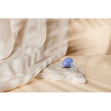 Load image into Gallery viewer, Lansinoh Latch Assist Dual Cone