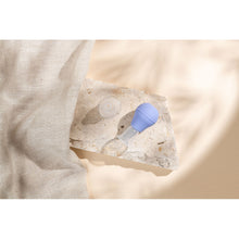 Load image into Gallery viewer, Lansinoh Latch Assist Dual Cone