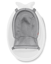 將圖片載入圖庫檢視器 Skip Hop Moby Smart Sling 3 Stage Bath - White