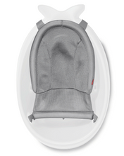 將圖片載入圖庫檢視器 Skip Hop Moby Smart Sling 3 Stage Bath - White