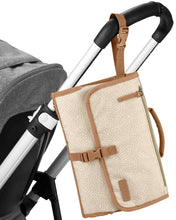 將圖片載入圖庫檢視器 Skip Hop Pronto Signature Changing Station - Beige Swirl Dot