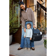 將圖片載入圖庫檢視器 Skip Hop Forma Next Nappy Backpack - Black