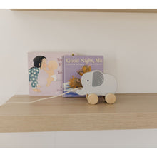 將圖片載入圖庫檢視器 Bubble Wooden Elephant Pull Along Toy
