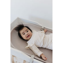 Load image into Gallery viewer, Bubble Cuddle Changing Mat - Taupe
