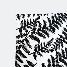將圖片載入圖庫檢視器 Etta Loves XL Sensory Muslin Swaddle - Fern
