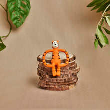 將圖片載入圖庫檢視器 Matchstick Monkey Animal Teether - Teddy Tiger
