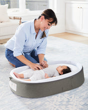 將圖片載入圖庫檢視器 Skip Hop Playful Retreat Baby Nest - Grey Melange
