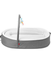 將圖片載入圖庫檢視器 Skip Hop Playful Retreat Baby Nest - Grey Melange
