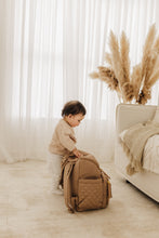 將圖片載入圖庫檢視器 Skip Hop Forma Nappy Backpack - Camel
