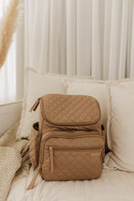 將圖片載入圖庫檢視器 Skip Hop Forma Nappy Backpack - Camel
