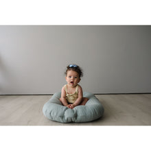 Load image into Gallery viewer, Snuggle Me Infant Lounger with Cover - Slate
