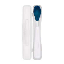 將圖片載入圖庫檢視器 OXO Tot On the Go Feeding Spoon - Navy
